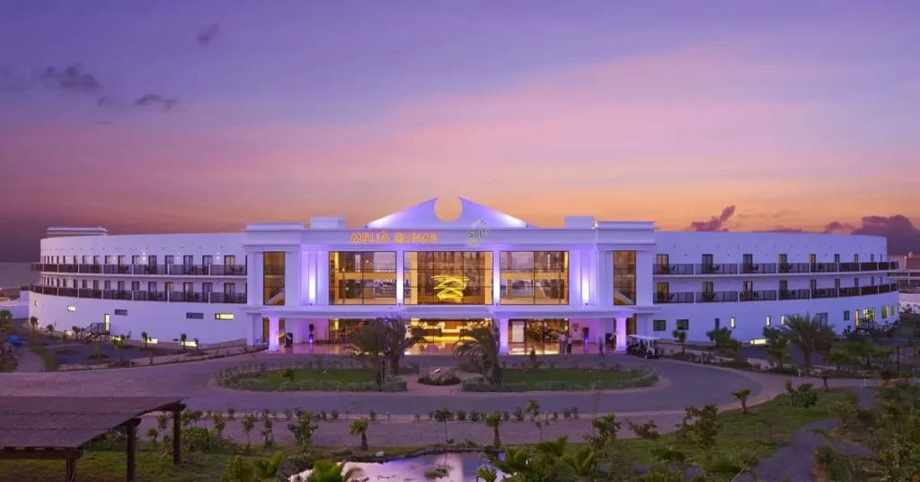 Hotel Melia Dunas Beach Resort & Spa