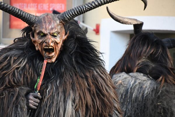 Krampus čerti Rakousko