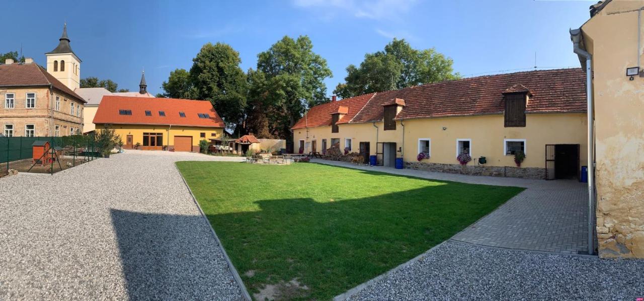 Apartmány Statek Bezdědice