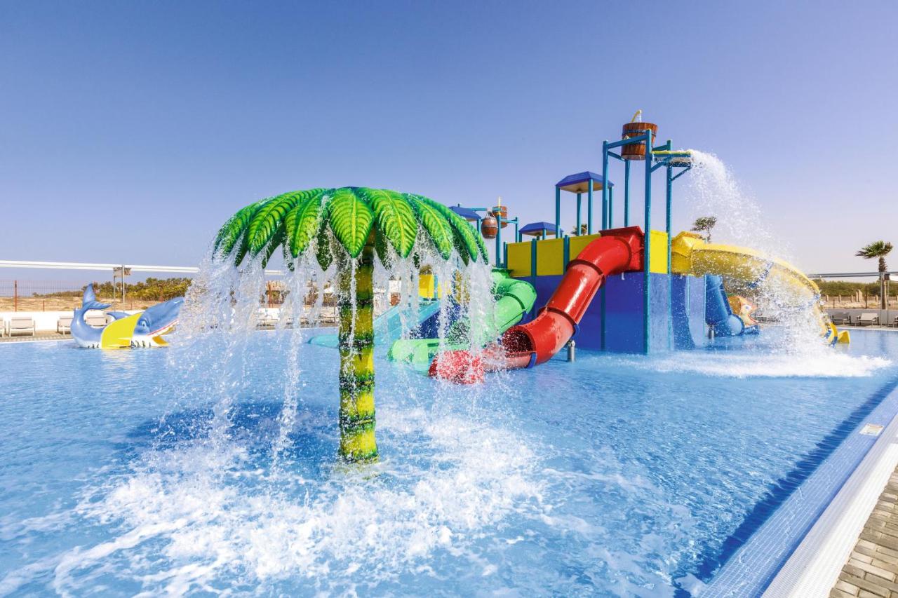 Hotel Riu Funana