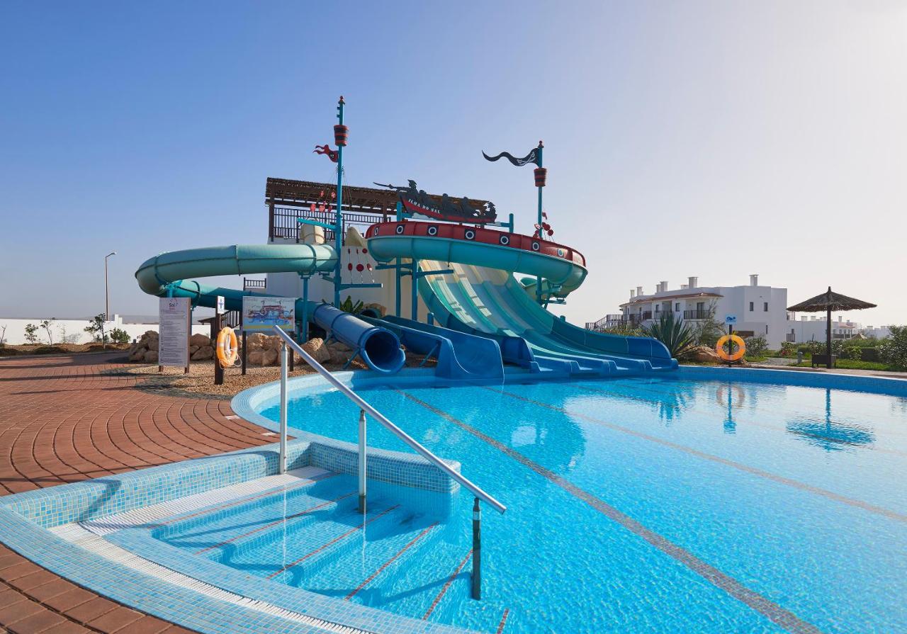 Meliá Dunas Beach Resort