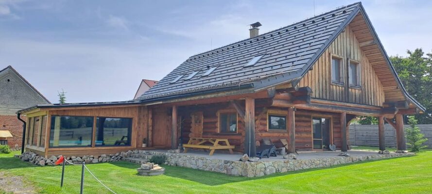 Wellness srub U Holubů na vesnické polosamotě Jitra - 02