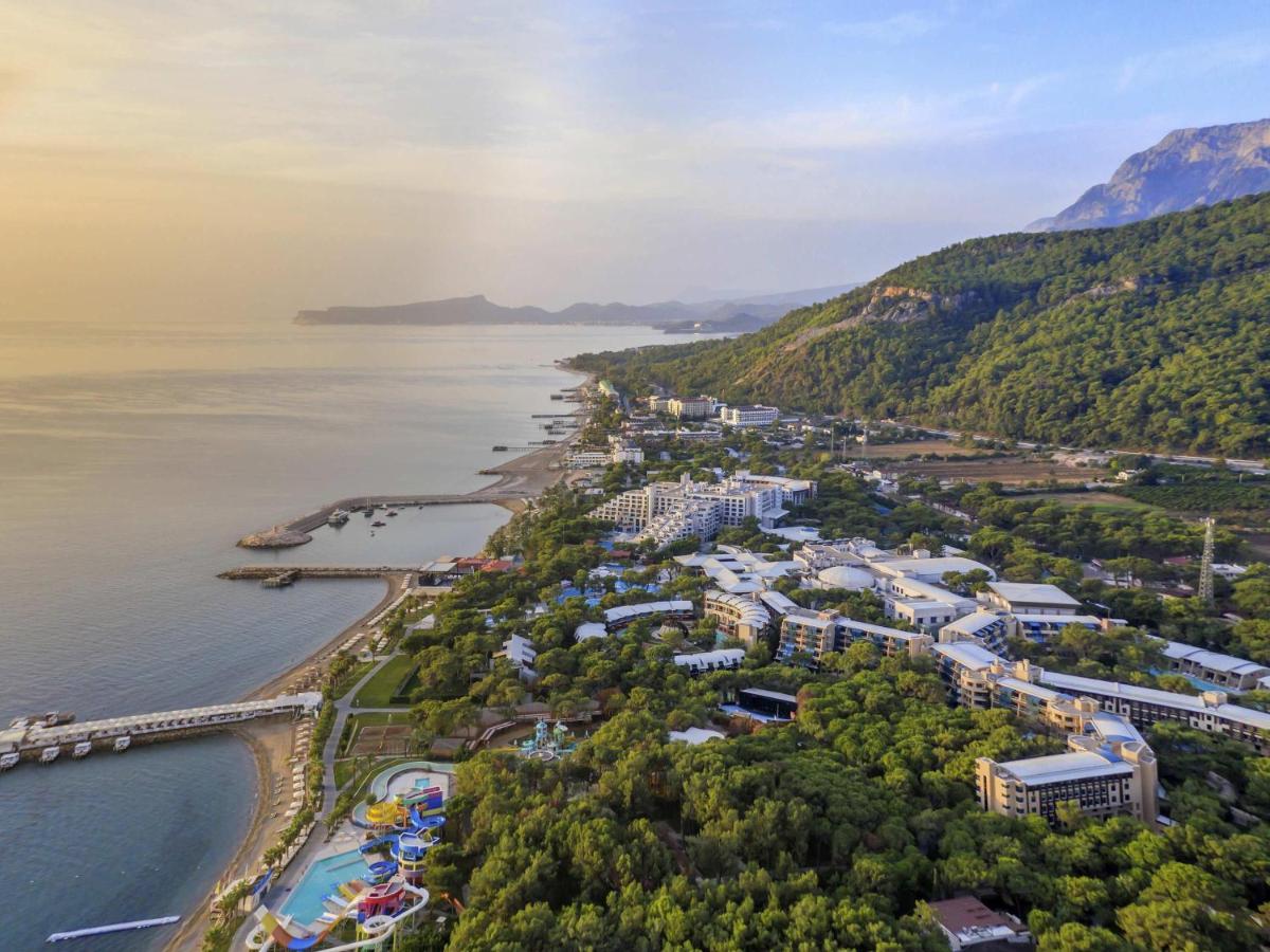 Rixos Sungate – pohled na hotelový areál